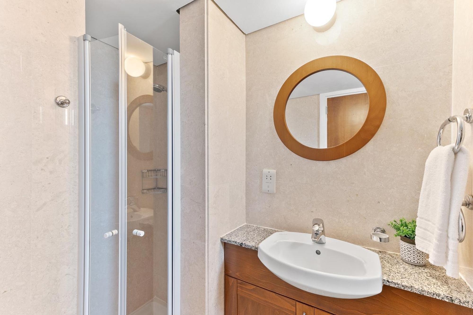 2 Bedroom Apartment Chloe With Communal Pool, Aphrodite Hills Resort Kúklia Kültér fotó